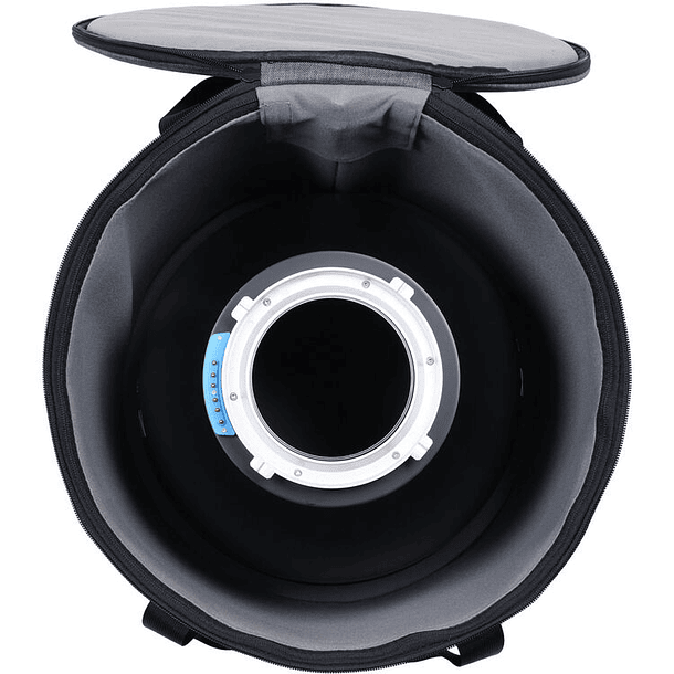 Nanlux Evoke 2400B Bi-Color LED Monolight Kit con Reflector 45° y Flight Case 4