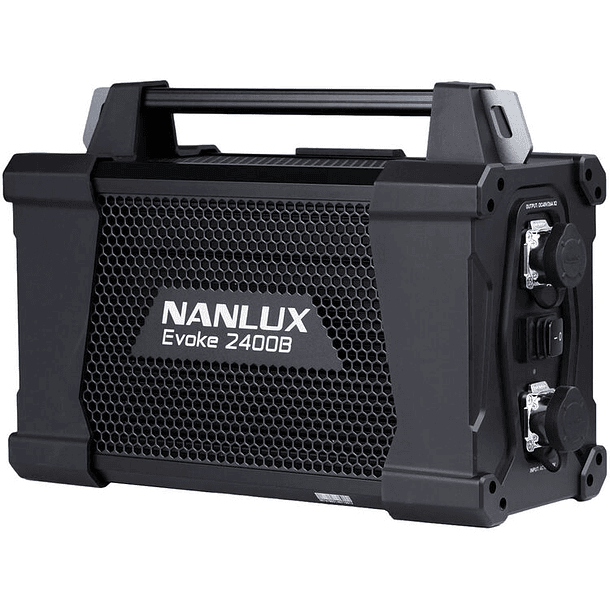 Nanlux Evoke 2400B Bi-Color LED Monolight Kit con Reflector 45° y Flight Case 7