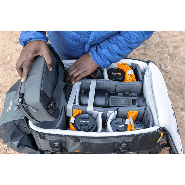 Mochila Lowepro Pro Trekker BP 550 AW II (Grey, 40L) 17