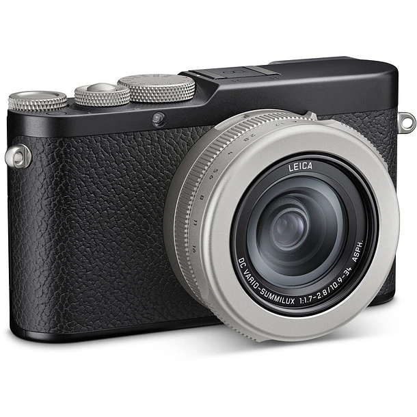 Leica D-Lux 8  8