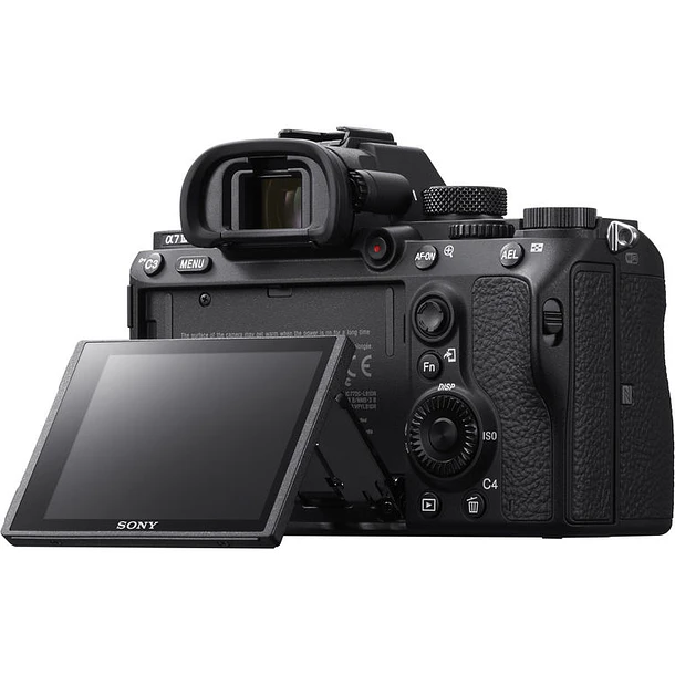 Sony a7 III con lente 28-70mm f/3.5-5.6 II 7