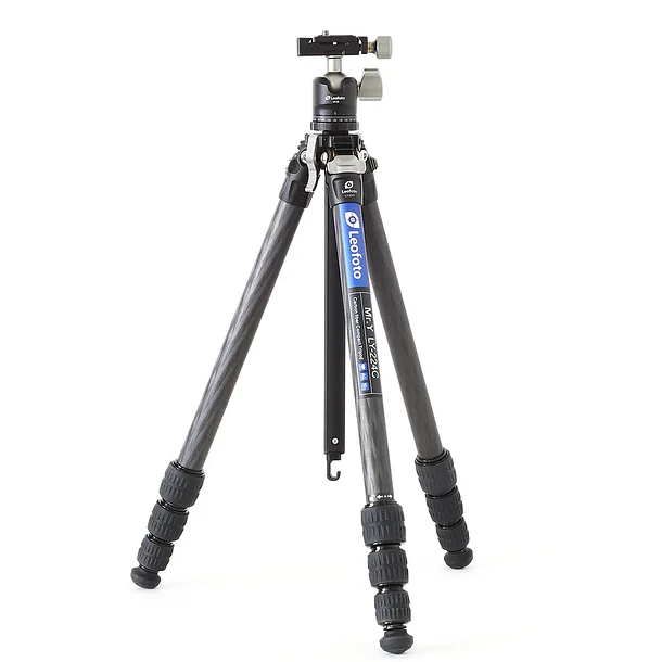 Trípode Carbono Leofoto con Cabezal 4 Sec. LY-224C 1