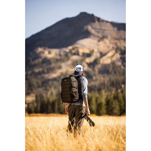 Lowepro ProTactic BP 450 AW III 18