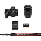 Canon EOS R6 Mark III con lente 24-105mm f/4-7.1 STM 6