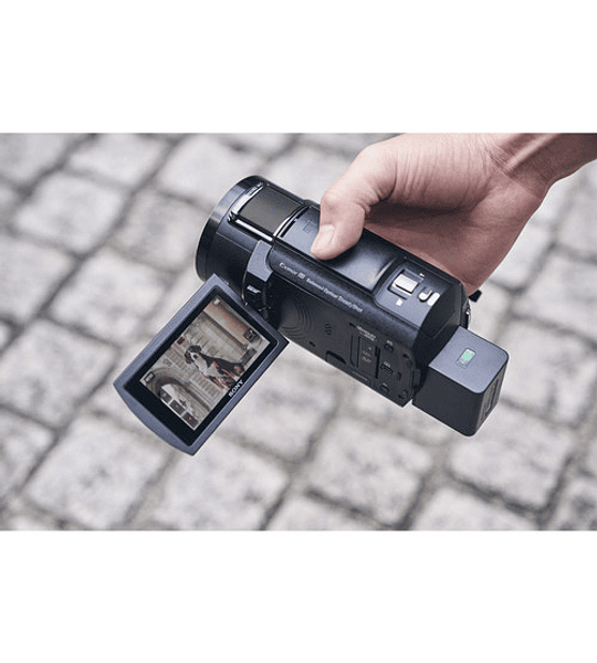 Handycam 4K AX40 con sensor Exmor R CMOS