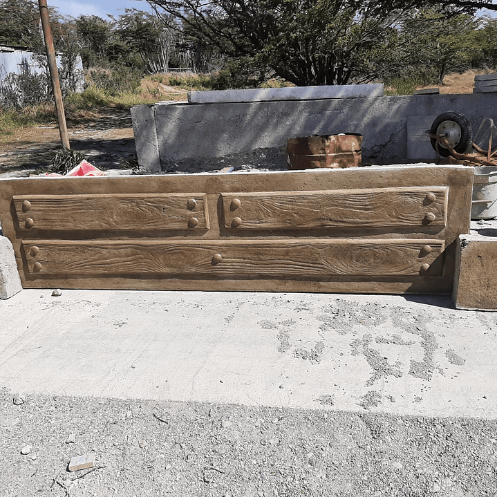 Panderetas Bulldog estilo Madera 4