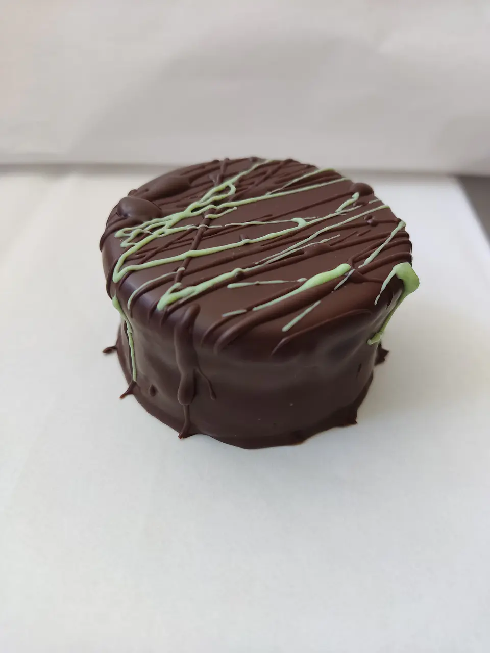 Mendocino Matilda Pistacho  (Alfajor Premium) 2