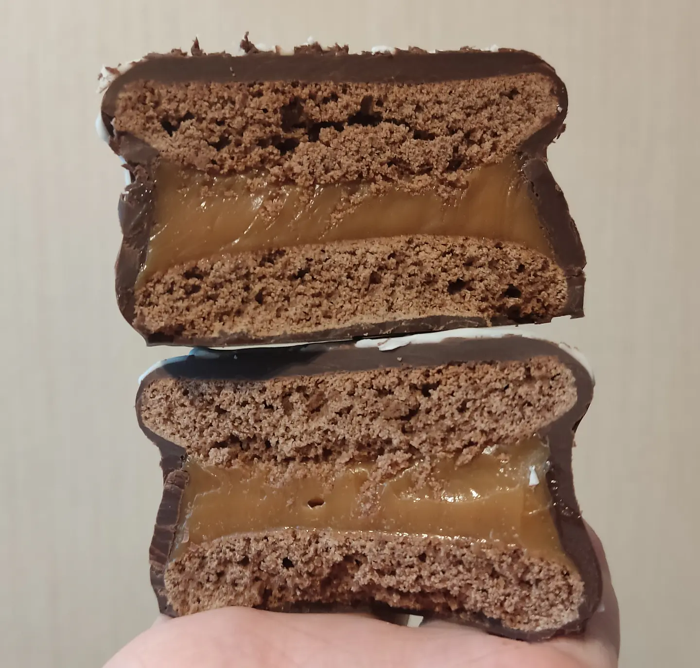 Mendocino Tradicional Manjar  (Alfajor Premium) 1