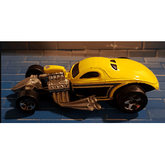 HOT WHEELS - CLASSIC 2002 1/4 MILE COUPE YELLOW 