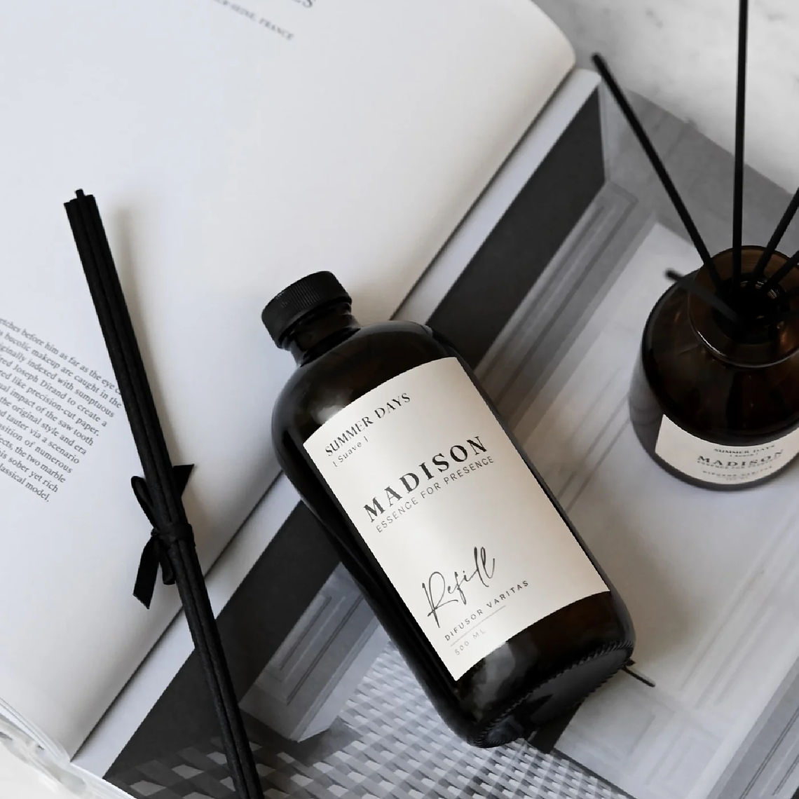 Refill Difusor Varitas Black Cedar 500ml - Madison  1