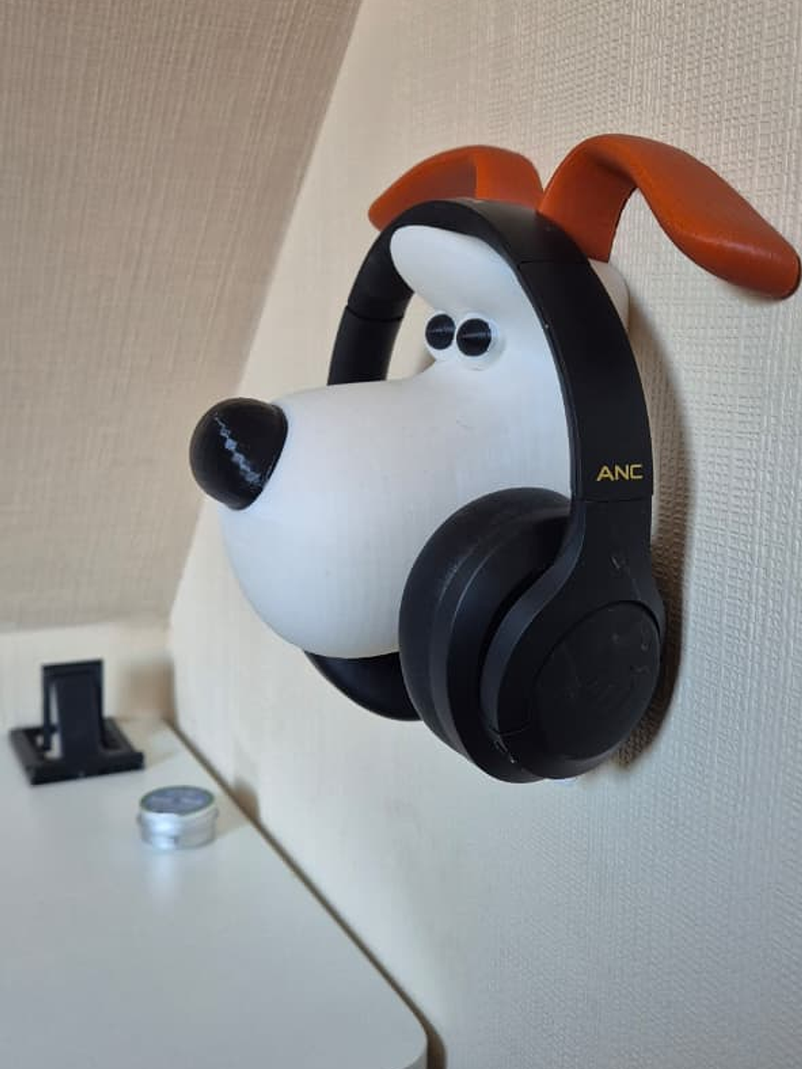 Porta audífonos Gromit 3