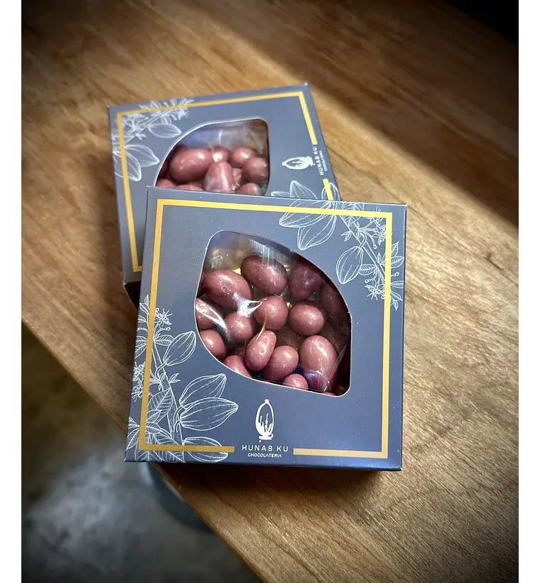 GRAGEA DE PISTACHO CON RUBY