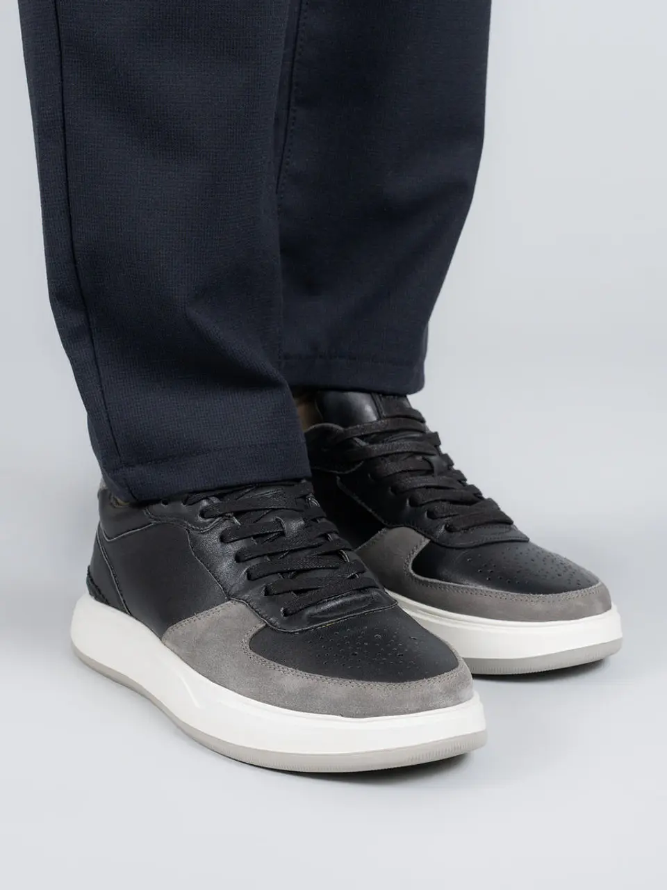 Zapatilla Cuero Hombre Mozze Negro 2