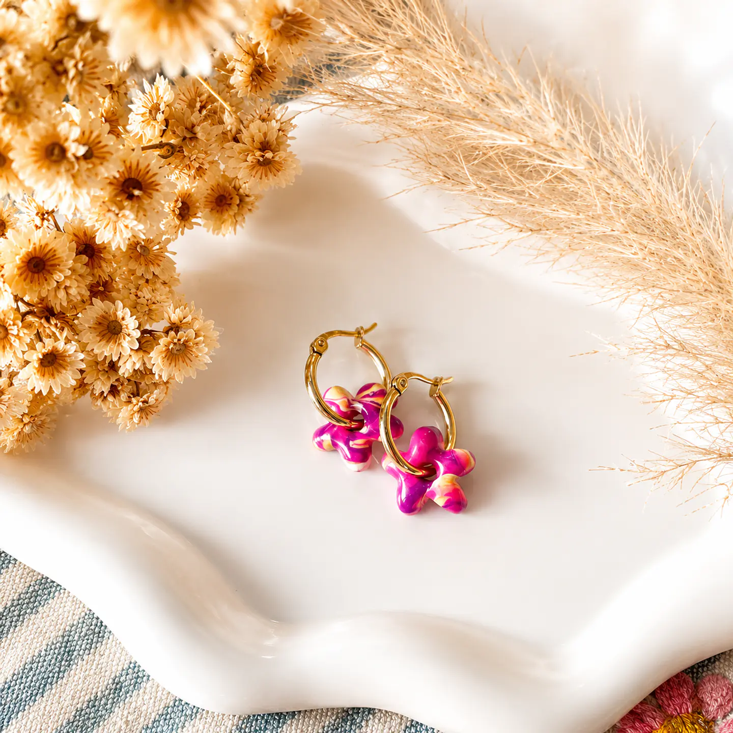 Mini flor_Multicolor💜+ Argolla Dorada 3
