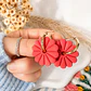 ❤️🌸 Aritos Flor Carmesí Charm - Miniatura 1