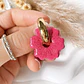 🌺✨ Aritos Flor Fucsia Brillante Charm - Miniatura 3