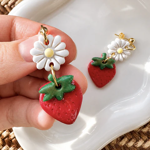 🍓🌼 Aritos Pegaditos Margarita & Frutilla
