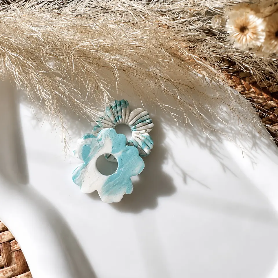 🌿💙 Charm Flor Aguamarina 3