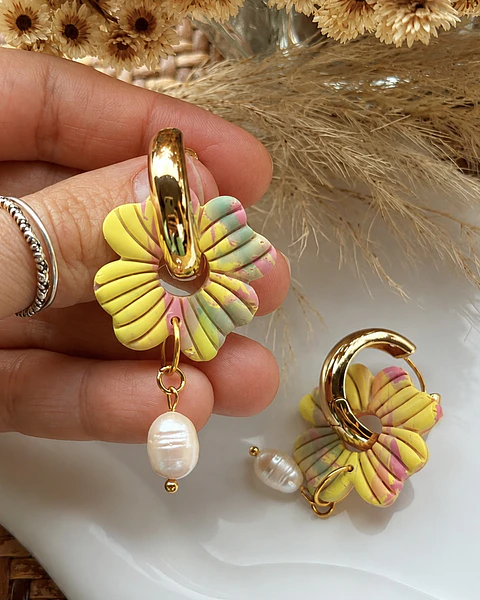 Charm Flor Perla Primavera 🤍