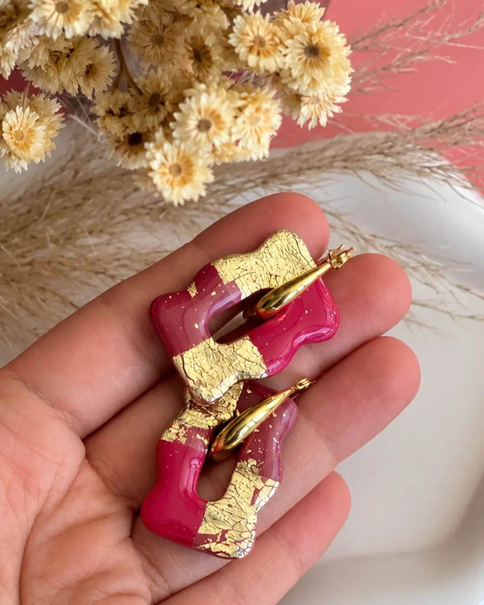 🌸 Charm Ondulado Fucsia con Pan de Oro 🌸 1