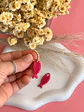 🐟 Charm Pez Rojo Fucsia 🐟 - Miniatura 2