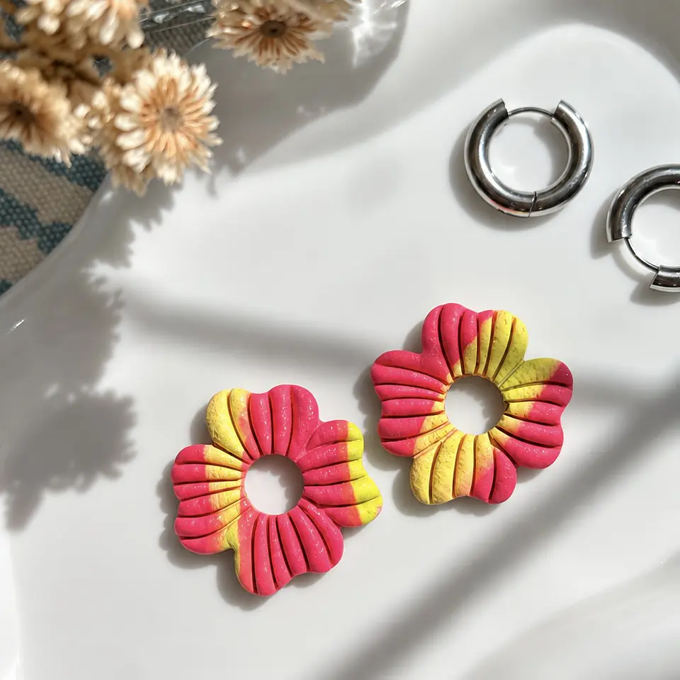 🌺 Charm Flor Degradé Fucsia y Amarillo 🌺 1