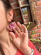 💜 Charm Flor Magenta y Dorado 💜 Incluye Argolla - Miniatura 3