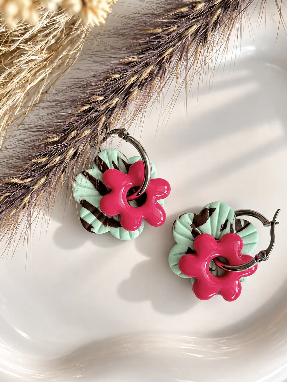 🩷 Set Flor Menta y Frutos Rojos 🩷 Incluye Argollas 4