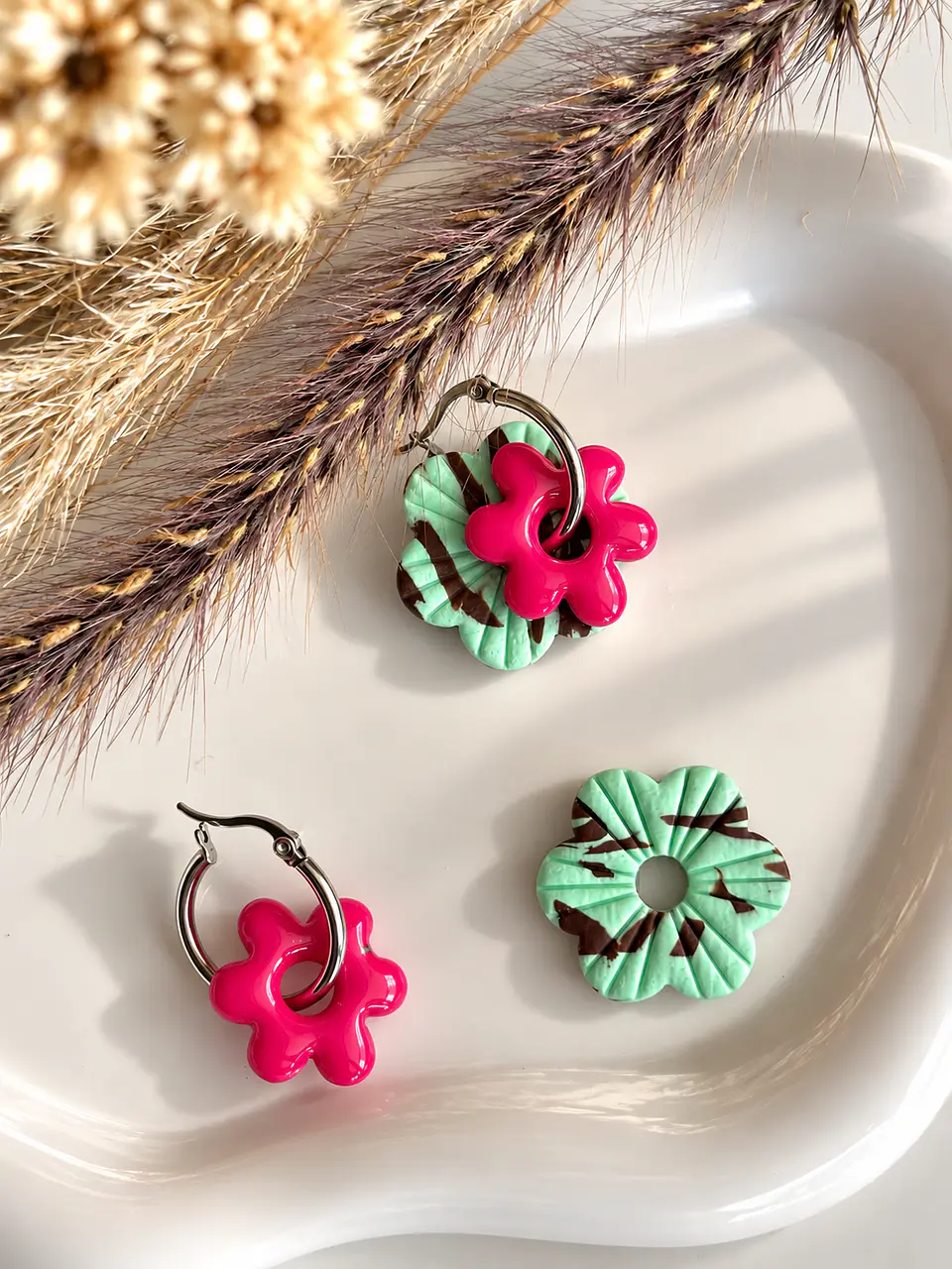 🩷 Set Flor Menta y Frutos Rojos 🩷 Incluye Argollas 8
