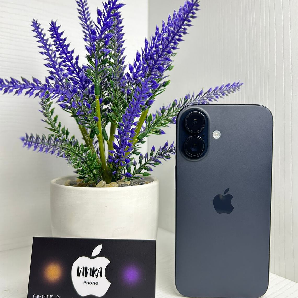 iPhone 16 128GB Black  2