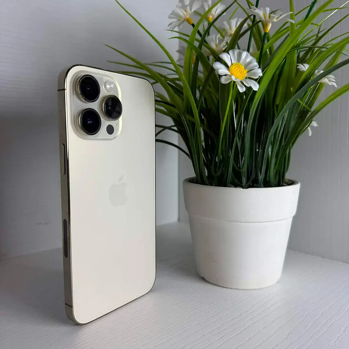 Iphone 14 pro max GOLD 128gb 4