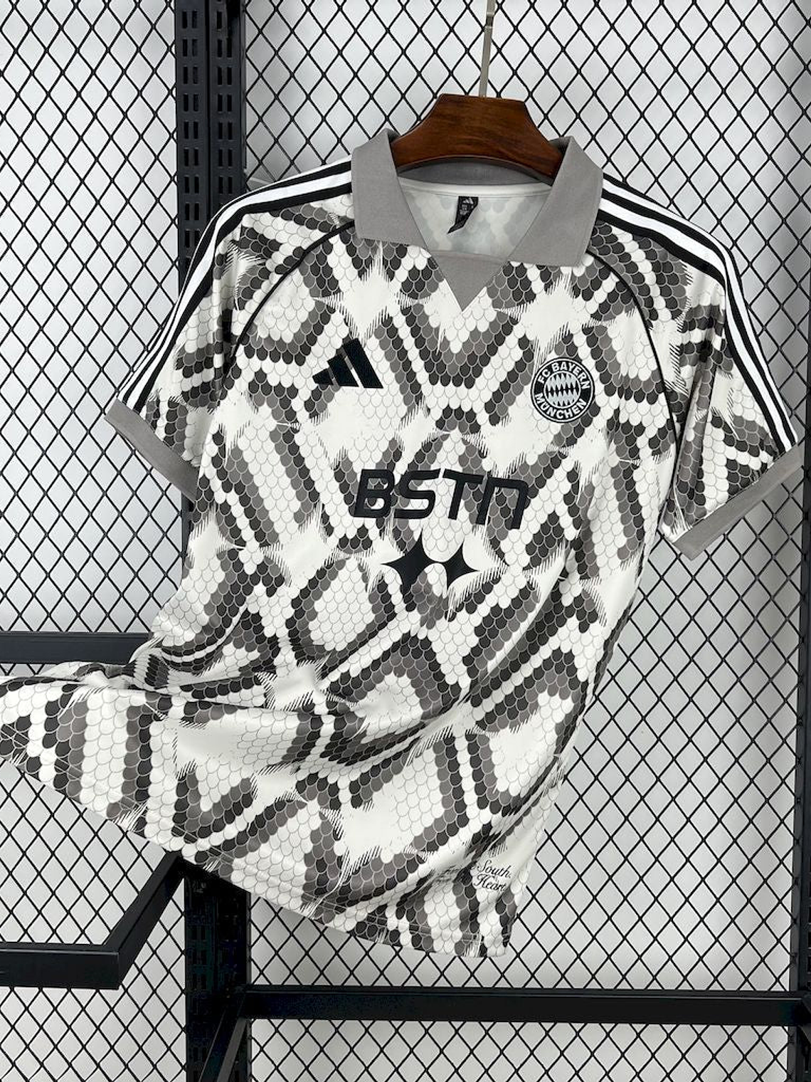 CAMISOLA DO BAYERN MUNICH 25/26 MULTICOLOR 1