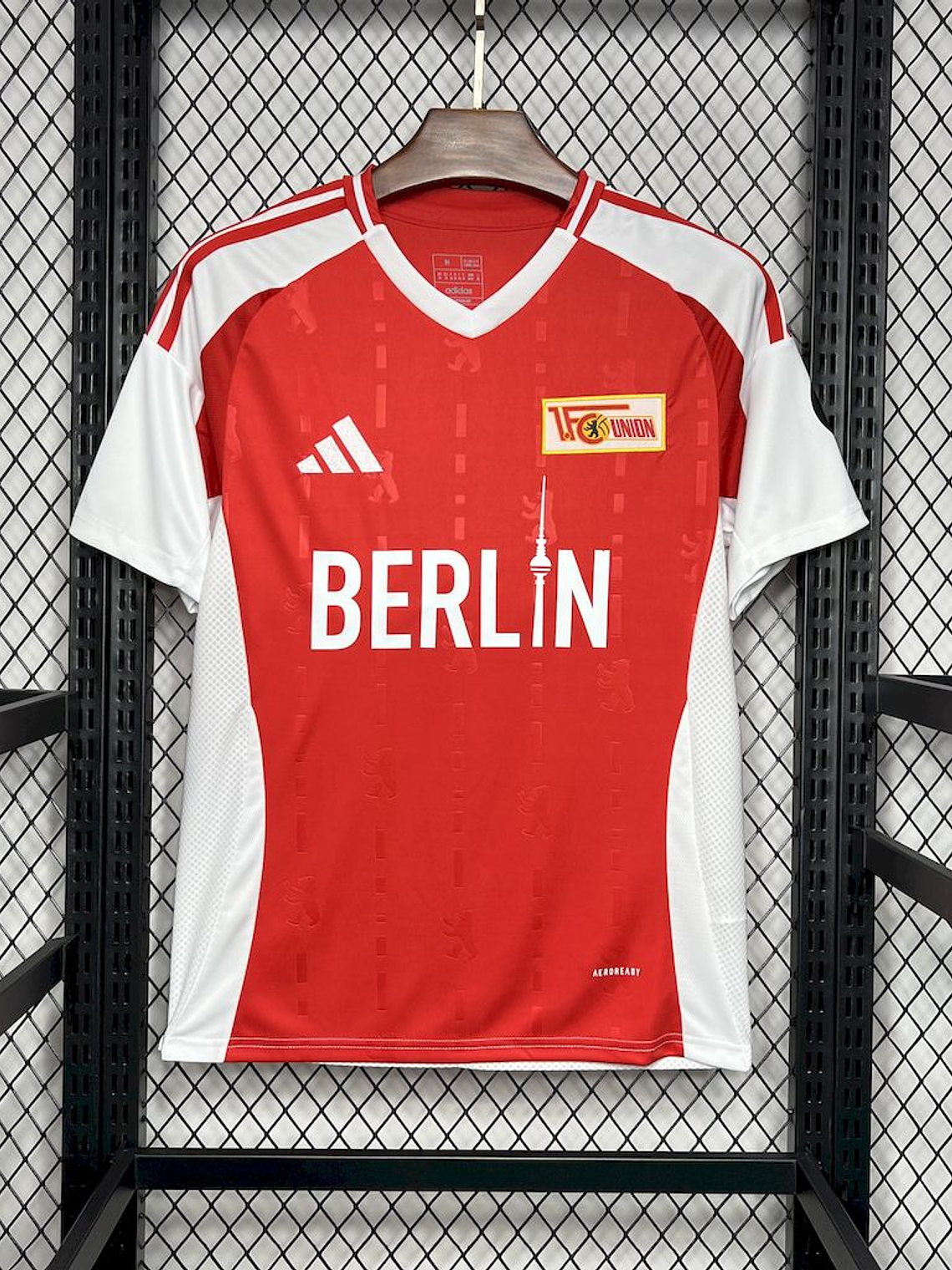 CAMISOLA DO UNION BERLIN 25/26 VERMELHO E BRANCO 2