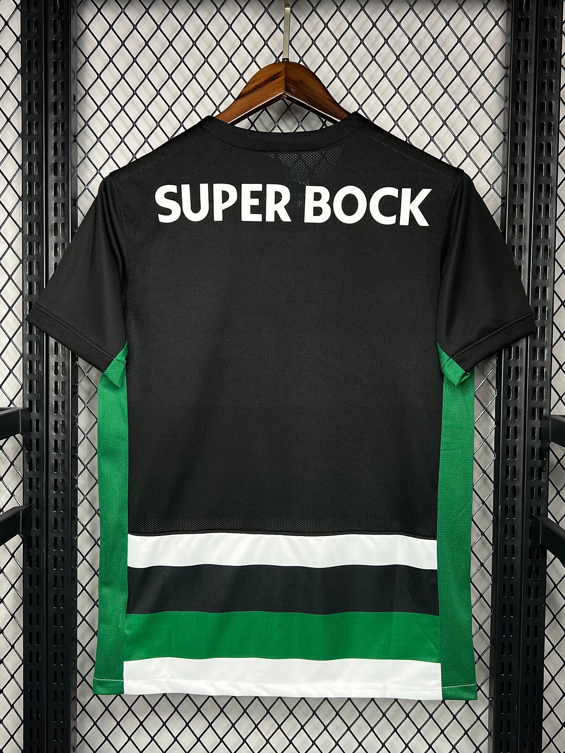 CAMISOLA DO SPORTING 25/26 VERDE E PRETO 3