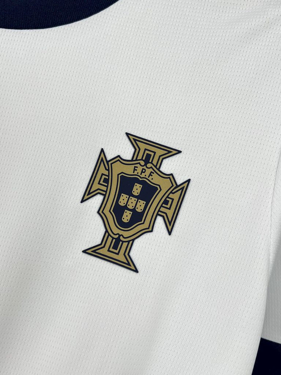 CAMISOLA DA SELEÇÃO DE PORTUGAL 25/26 BRANCO 2