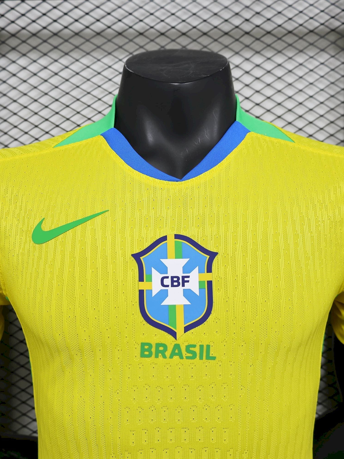 CAMISOLA VERSÃO PLAYER DO BRASIL 25/26 AMARELO 2