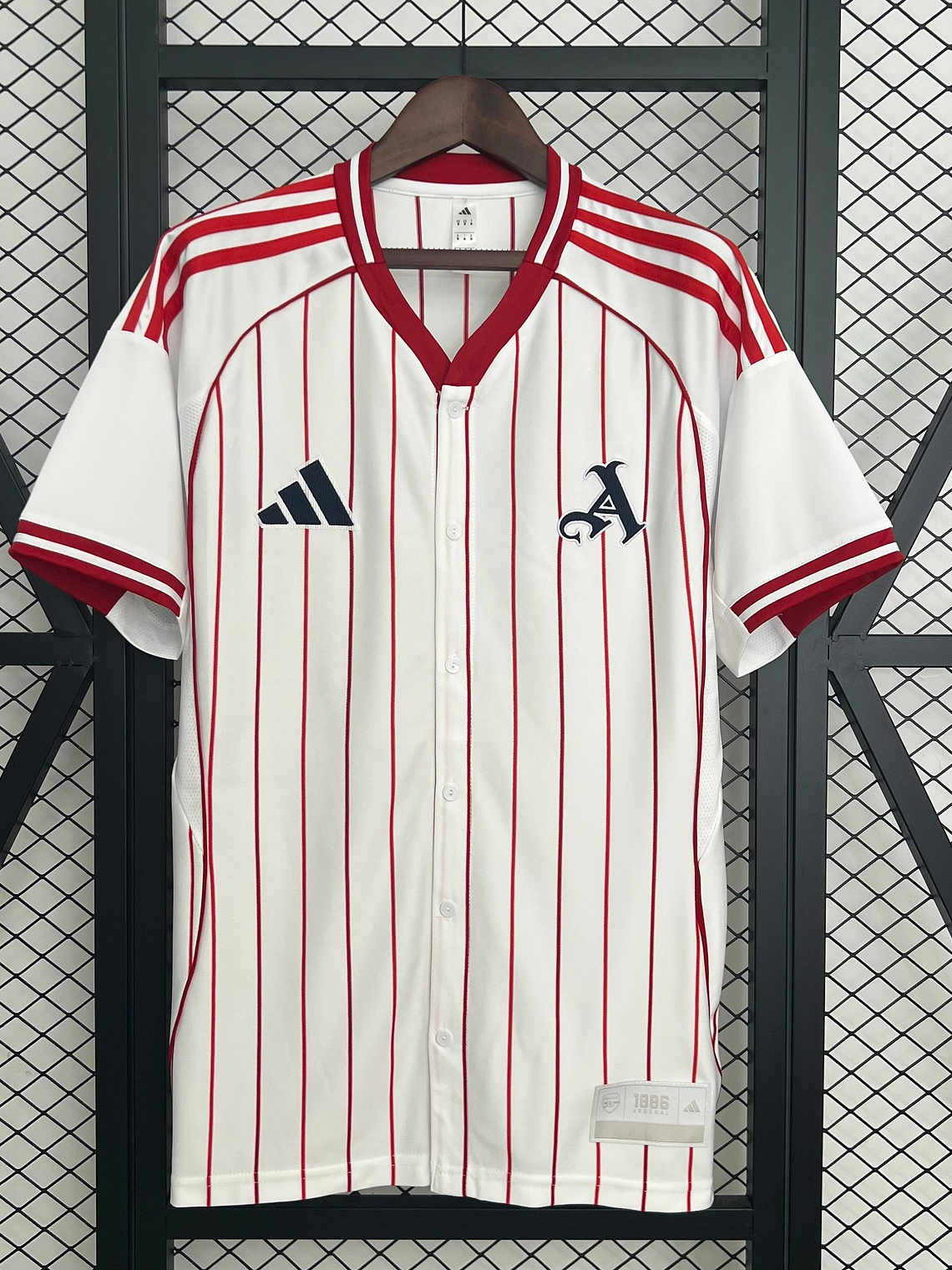 CAMISOLA DE BASEBOL DO ARSENAL 25/26 BRANCO 1