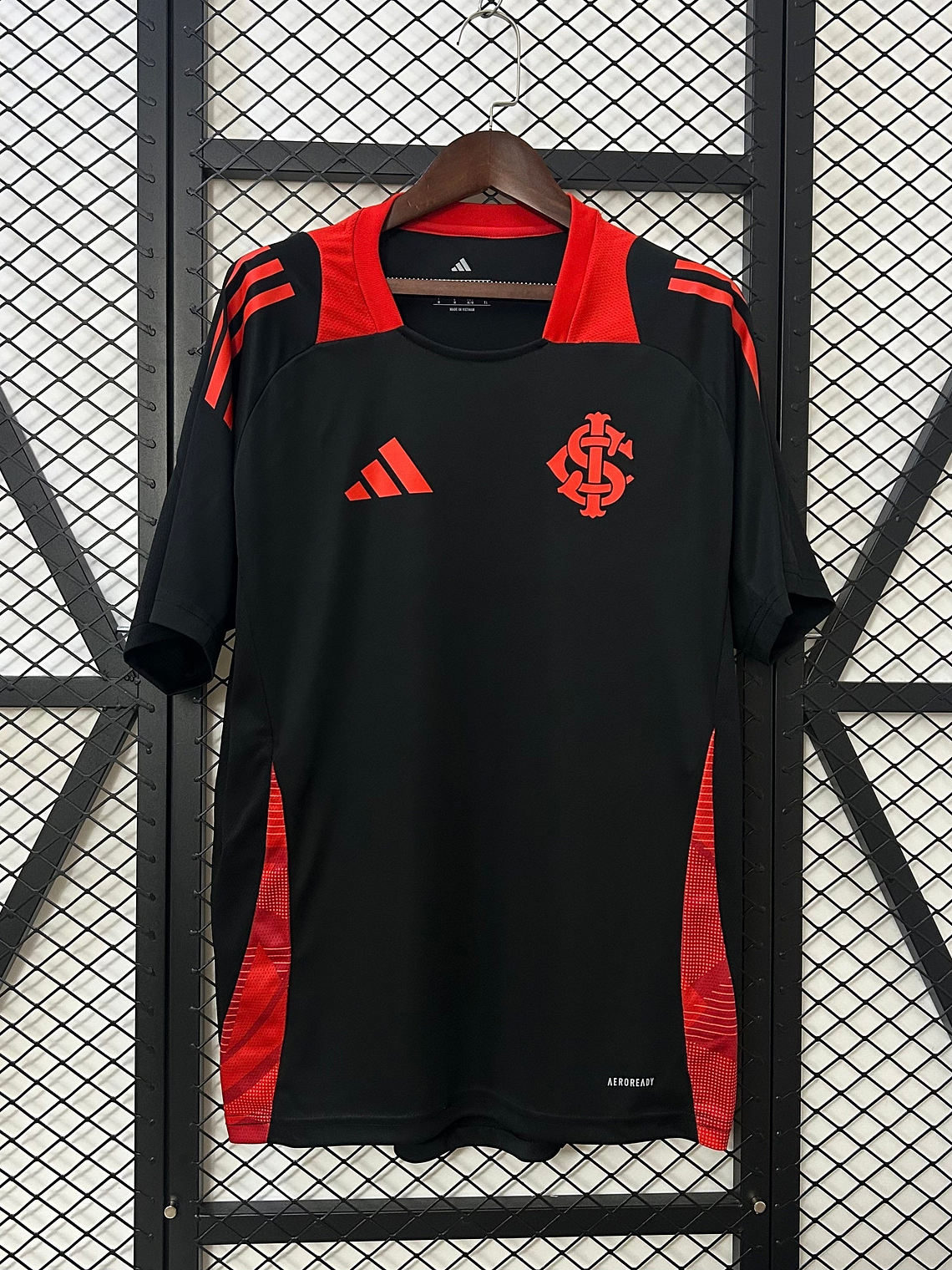 CAMISOLA DO INTERNACIONAL 25/26 PRETO 1