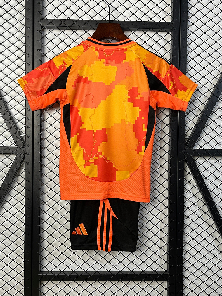 KIT INFANTIL DO REAL MADRID 25/26 LARANJA 3