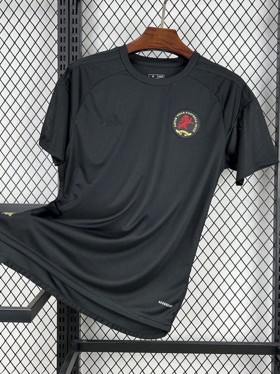 CAMISOLA DO ASTON VILLA 25/26 PRETO EDIÇÃO ESPECIAL 1