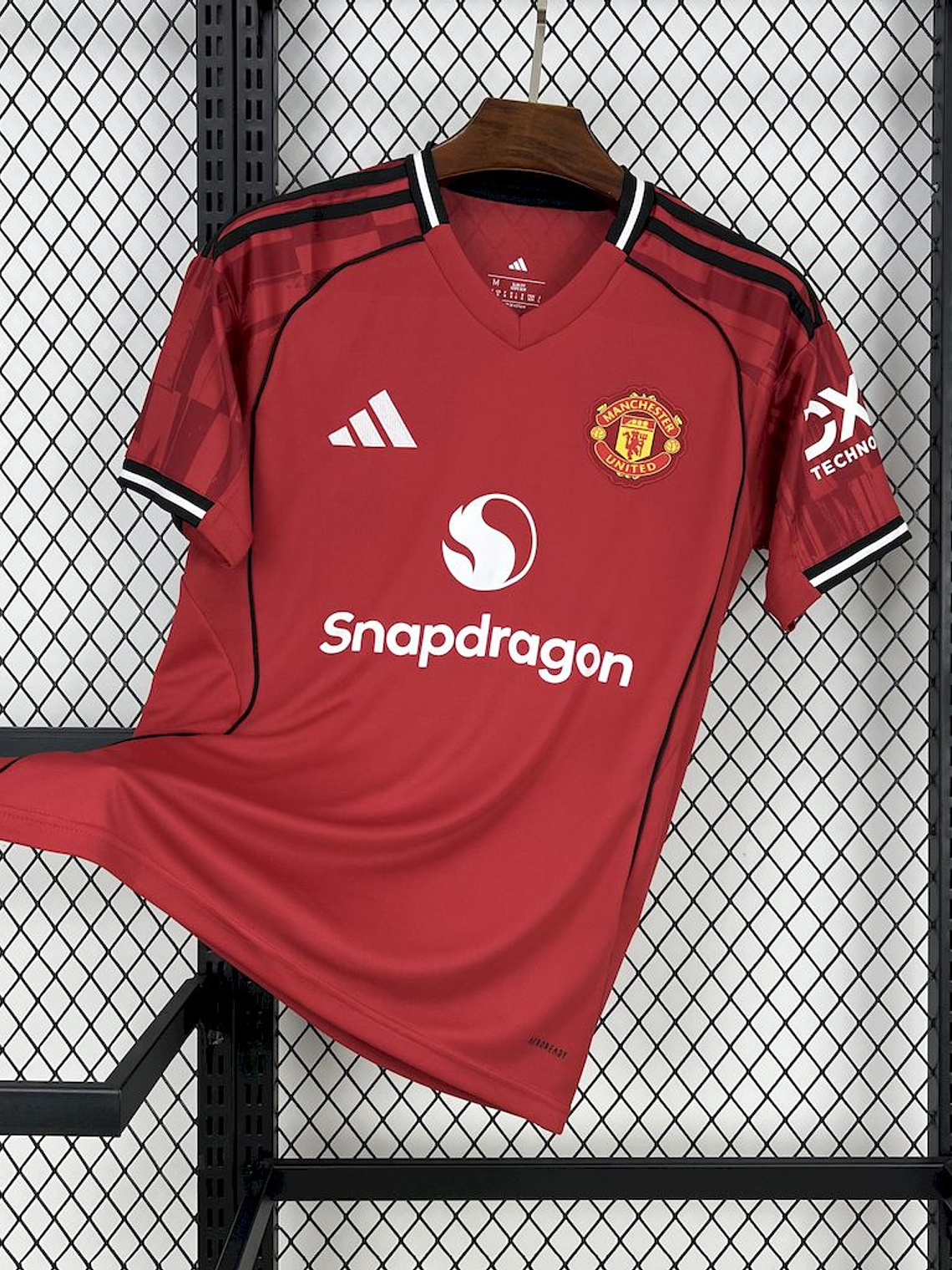 CAMISOLA DO MANCHESTER UNITED 25/26 VERMELHO 1