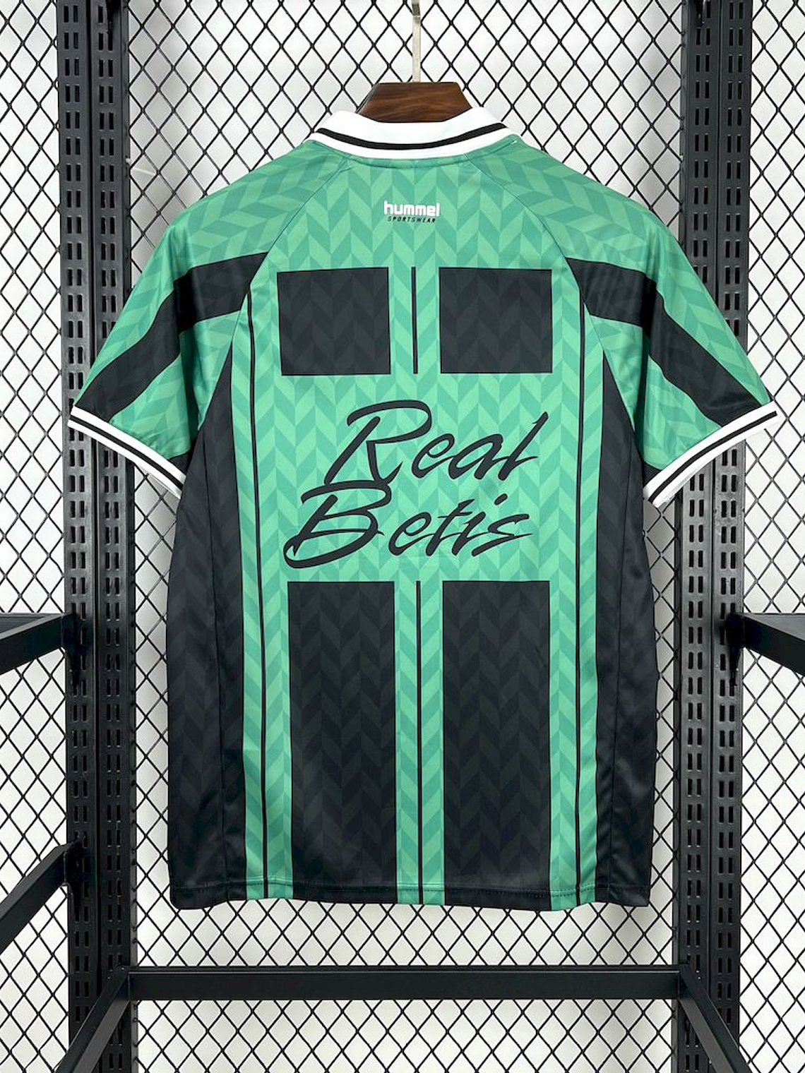 CAMISOLA DO REAL BETIS 25/26 VERDE E PRETO 3