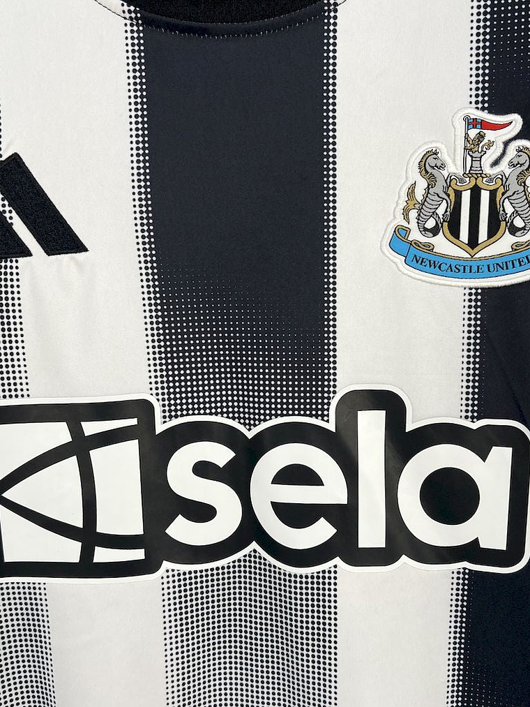 CAMISOLA DO NEWCASTLE 25/26 BRANCO E PRETO 2