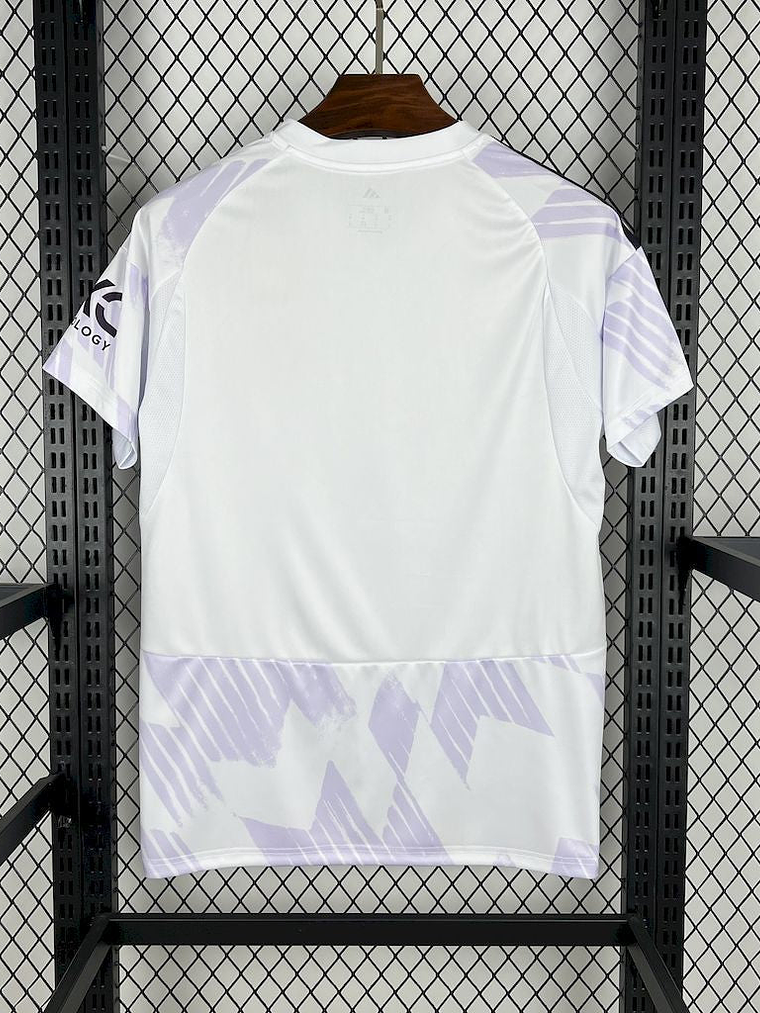 CAMISOLA DO MANCHESTER UNITED 25/26 BRANCO 3