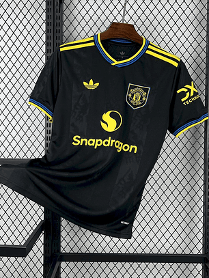 CAMISOLA DO MANCHESTER UNITED 25/26 PRETO