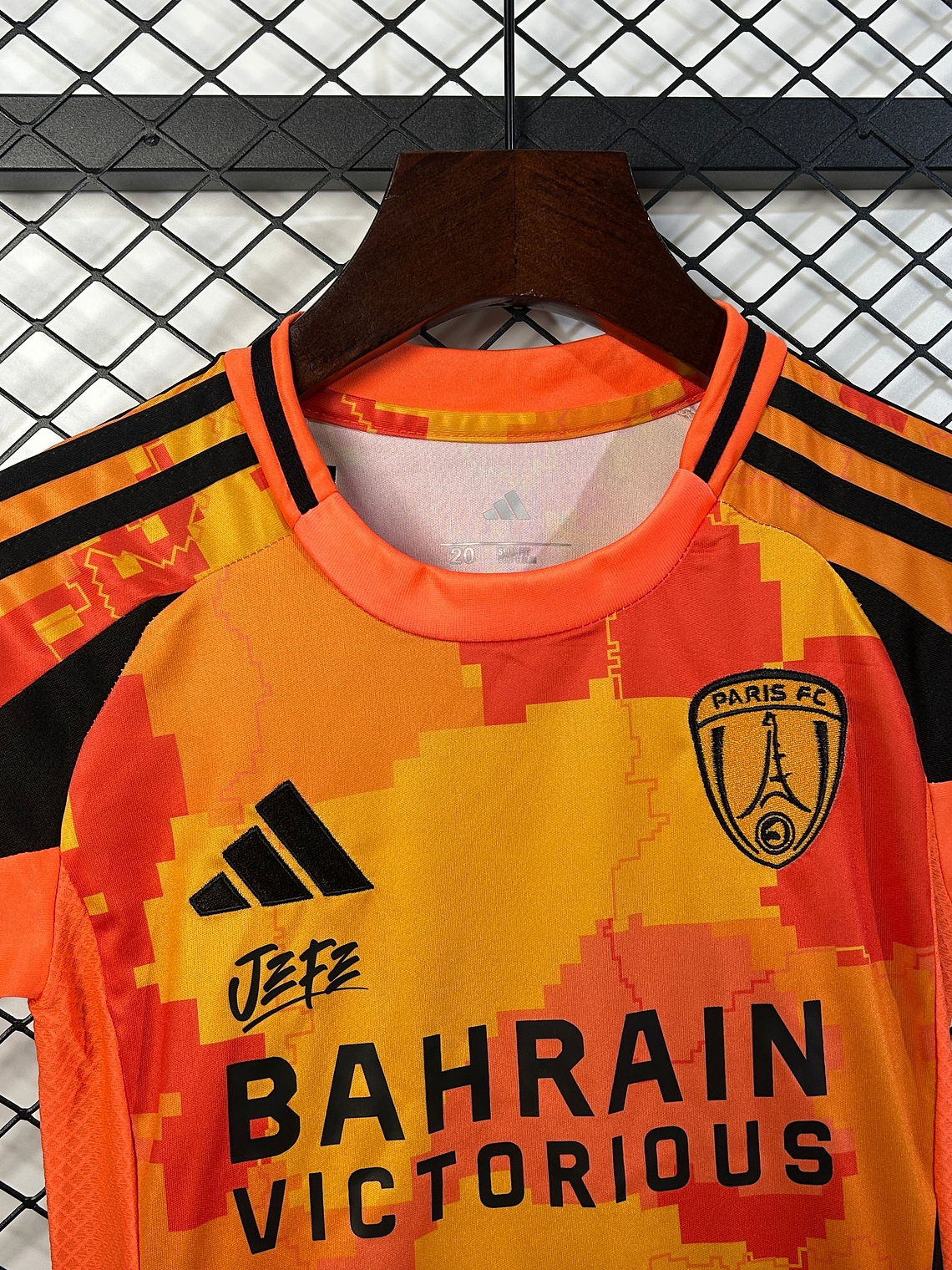 KIT INFANTIL DO REAL MADRID 25/26 LARANJA 2