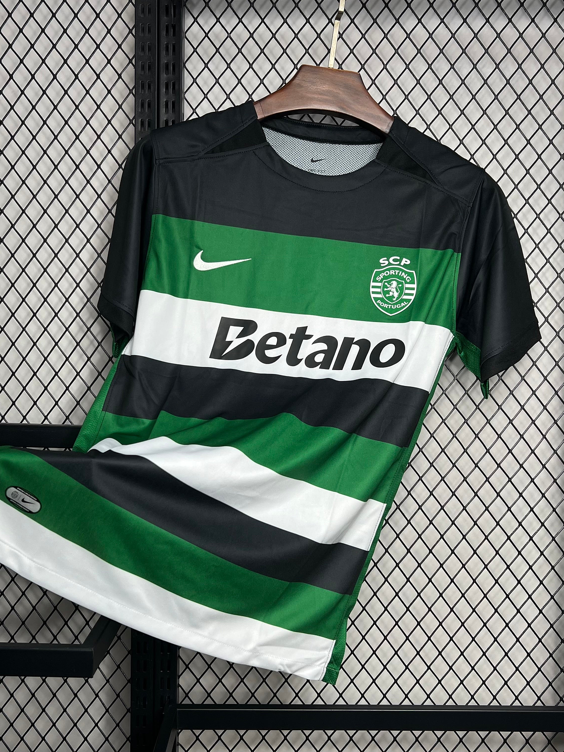CAMISOLA DO SPORTING 25/26 VERDE E PRETO 1