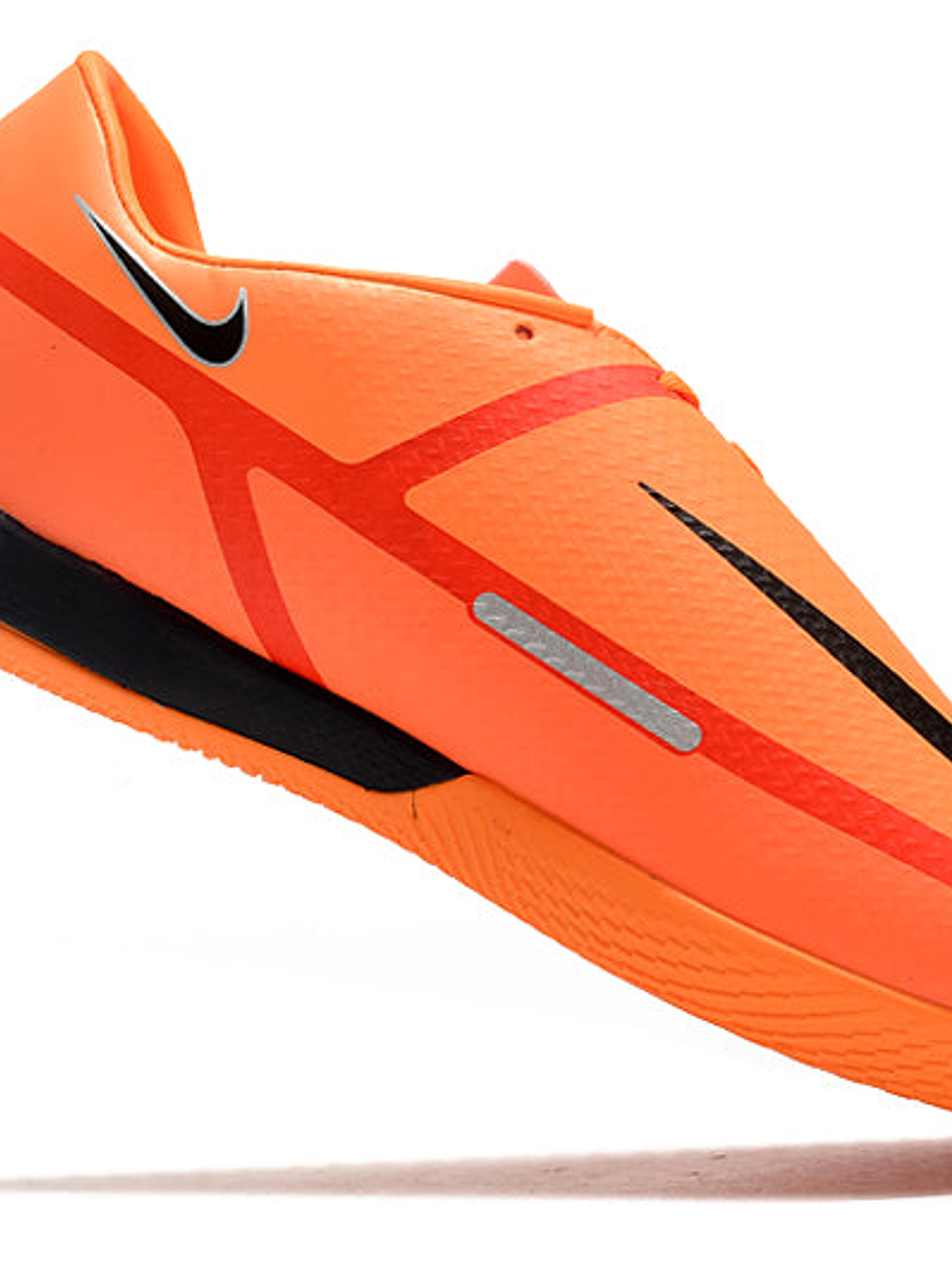 Chuteira Nike React Phantom GT2 Pro IC 2