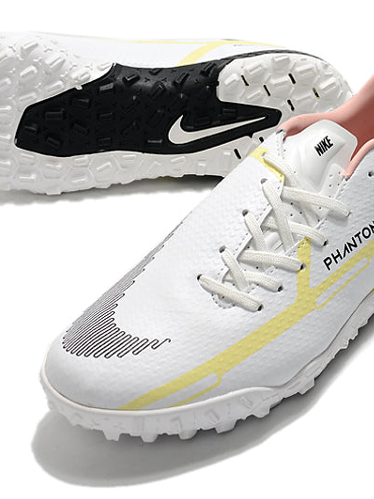 Chuteira Nike React Phantom GT2 Pro TF 6