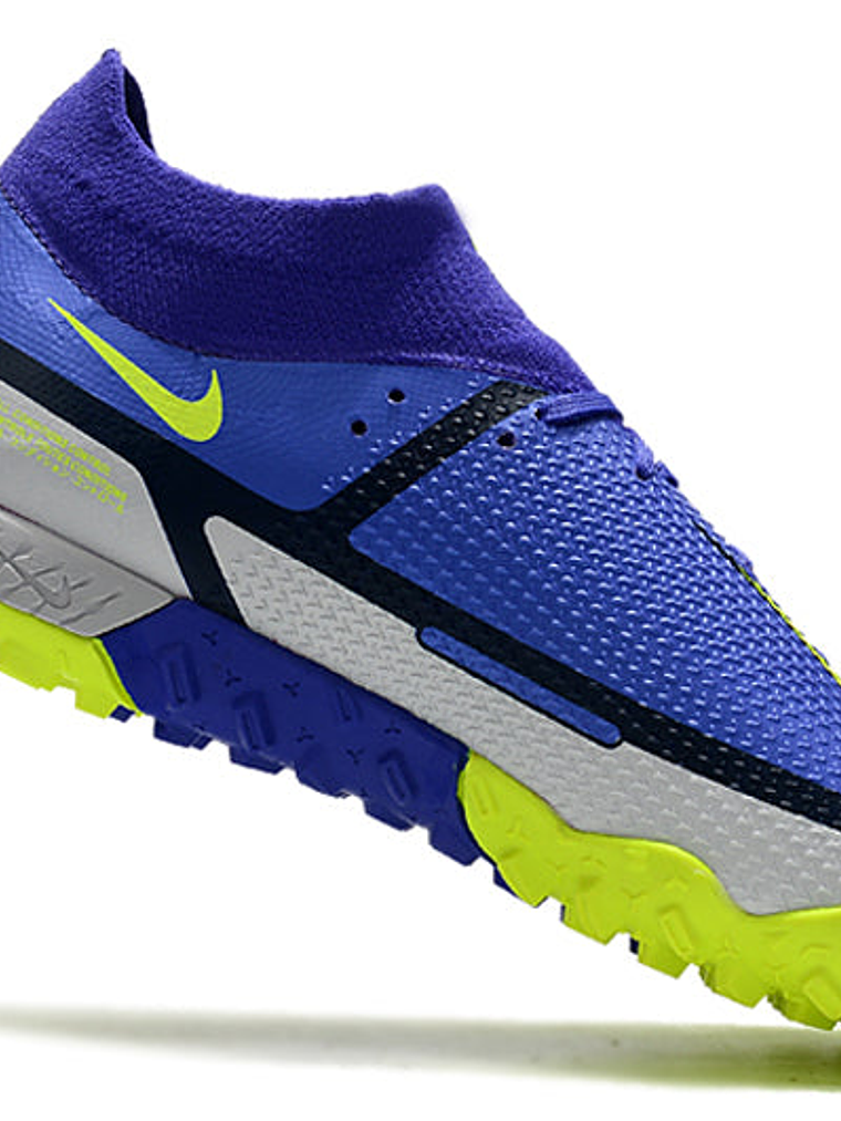 Chuteira Nike Phantom GT Pro TF 3